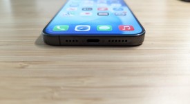 Good
													Apple iPhone 15 Pro Max - Unlocked, Black, 256 GB, A2849, photo 3 of 10