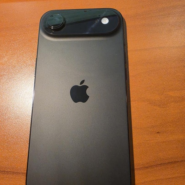 Apple iPhone Air - Unlocked, 256 GB, Space Black, A3260