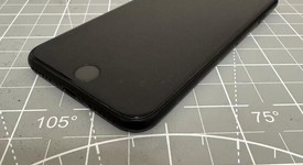 Fair
													Apple iPhone SE 2nd Gen 2020 - Unlocked, Black, 64 GB, A2275, photo 4 of 6