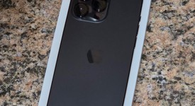 Mint
													Apple iPhone 14 Pro Max - Unlocked, Black, 1 TB, A2651, photo 4 of 21
