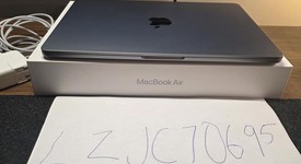 Mint
													MacBook Air 2022 - 13" - Apple M2, Gray, 256 GB, 16 GB, photo 1 of 4