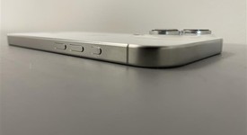 Mint
													Apple iPhone 16 Pro - Unlocked, White, 256 GB, A3083, photo 5 of 6