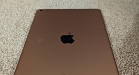 Mint
													Apple iPad 6th Gen - Wi-Fi, Gold, 32 GB, A1893, photo 3 of 8