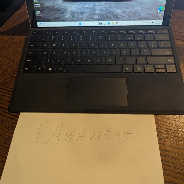 Microsoft Surface Pro 7 Plus - 256 GB, Platinum, 8 GB, Intel Core i5, LTE