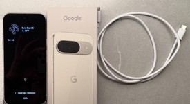 Mint
													Google Pixel 9 - Unlocked, Porcelain, 128 GB, 12 GB, G2YBB, photo 2 of 10