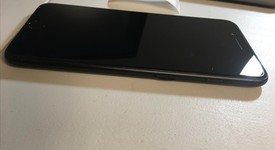 Good
													Apple iPhone 7 Plus - AT&T, Black, 32 GB, 3 GB, A1784, photo 4 of 8