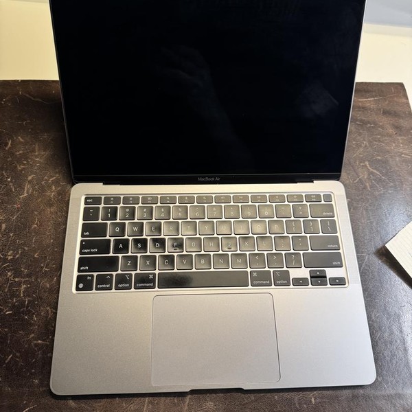 MacBook Air 2020 - 13 inch - 256 GB, Gray, 8 GB, Apple M1