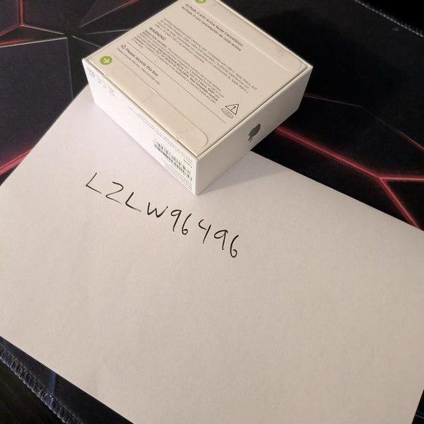 Apple AirPods 4th Gen - Active Noise Cancellation