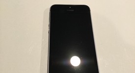 Good
													Apple iPhone SE 1st Gen 2016 - AT&T, Grey, 16 GB, A1662, photo 4 of 11