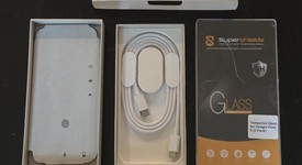 Good
													Google Pixel 9 - Unlocked, Porcelain, 128 GB, 12 GB, G2YBB, photo 4 of 13