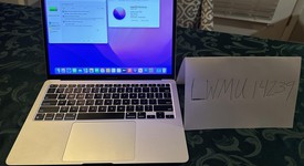 Good
													MacBook Air 2020 - 13" - Apple M1, Silver, 256 GB, 8 GB, photo 1 of 11