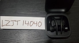 Used
													Beats Powerbeats Pro - Black, photo 2 of 7