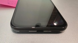 Good
													Google Pixel 8a - Verizon, Obsidian, 128 GB, 8 GB, G8HHN, mmWave 5G, photo 3 of 6