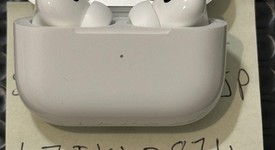 Used
													Apple AirPods Pro 2nd Gen - USB-C, photo 3 of 7