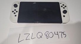 Good
													Nintendo Switch - OLED - White, 64 GB, photo 3 of 25