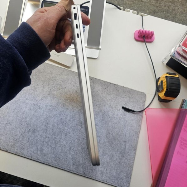 Microsoft Surface Laptop 7 - 1 TB, Platinum, 16 GB, Snapdragon X Elite, 15 inch