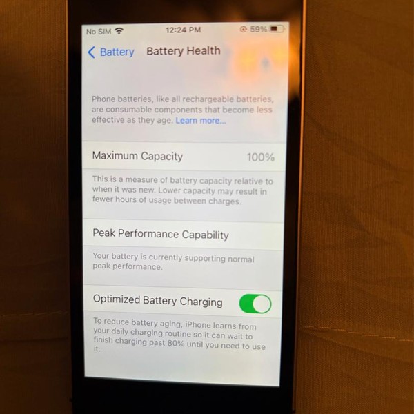 Apple iPhone SE 1st Gen 2016 - Unlocked, 128 GB, Grey, A1662