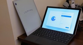 Good
													Microsoft Surface Pro 5 (2017) - Unlocked, Silver, 256 GB, 8 GB, LTE, photo 1 of 13