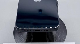 Mint
													Apple iPhone 13 - Unlocked, Midnight, 128 GB, A2482, photo 2 of 11