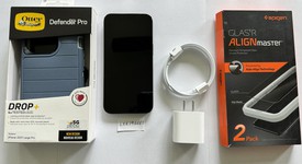 Good
													Apple iPhone 13 Pro - Unlocked, Graphite, 256 GB, A2483, photo 1 of 24