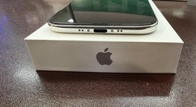 Mint
													Apple iPhone Air - Unlocked, Cloud White, 512 GB, A3260, photo 3 of 8