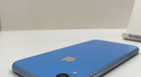Good
													Apple iPhone Xr - Unlocked, Blue, 64 GB, A1984, photo 5 of 5