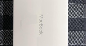 Mint
													Macbook Retina 2017 - 12" - Gold, 256 GB, 8 GB, photo 1 of 6