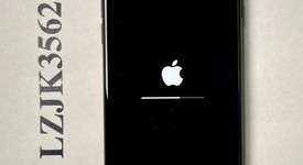 Good
													Apple iPhone SE 3rd Gen 2022 - Unlocked, Midnight, 64 GB, A2595, photo 3 of 11