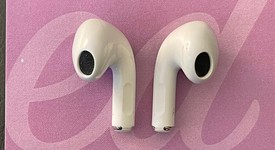 Used
													Apple AirPods 3rd Gen - MagSafe Case, photo 4 of 5