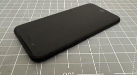 Fair
													Apple iPhone SE 2nd Gen 2020 - Unlocked, Black, 64 GB, A2275, photo 3 of 6