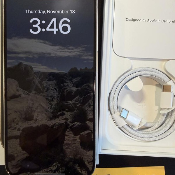 Apple iPhone 15 Pro - Unlocked, 256 GB, Natural, A2848