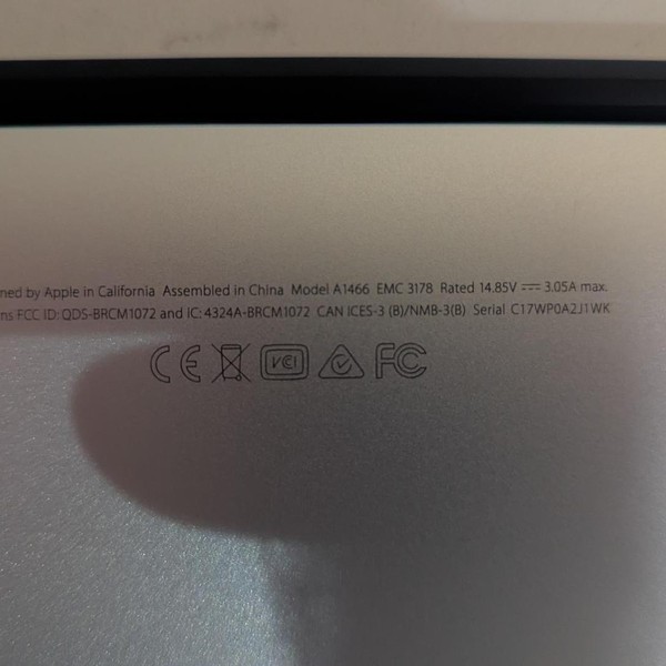 MacBook Air 2017 - 13 inch - 128 GB, Silver, 8 GB, Intel Core i5