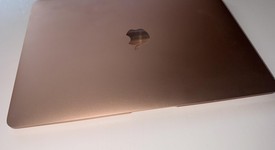 Fair
													MacBook Air 2019 - 13" - I5, Gold, 256 GB, 8 GB, photo 5 of 8