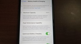 Mint
													Apple iPhone SE 3rd Gen 2022 - Unlocked, Midnight, 64 GB, A2595, photo 3 of 8
