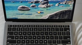 Good
													MacBook Air 2020 - 13" - Apple M1, Gray, 256 GB, 8 GB, photo 1 of 9