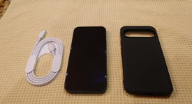 Mint
													Google Pixel 9 - US Mobile, Obsidian, 128 GB, 12 GB, G2YBB, photo 1 of 9
