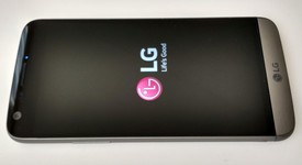 Mint
													LG G5 - Unlocked, Silver, 32 GB, RS988, photo 1 of 15
