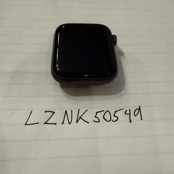 Apple Watch SE 1st Gen 44mm - Unlocked, Gray, A2354 - Cellular, Nike