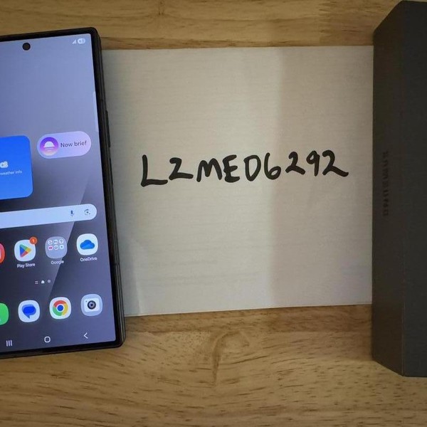 Samsung Galaxy Z Fold7 - Unlocked, 256 GB, Jetblack, 12 GB, SM-F966U1