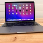 Good MacBook Pro 2020 - 13 inch - 256 GB, Gray, 8 GB, Apple M1