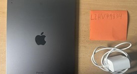 Good
													Apple iPad Air 5th Gen - Wi-Fi, Gray, 256 GB, A2588, photo 1 of 8