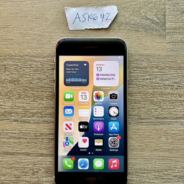 Apple iPhone SE 3rd Gen 2022 - Unlocked, Starlight, 128 GB, A2595