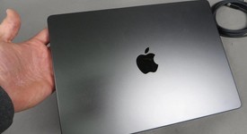 Mint
													MacBook Pro 2024 - 14" - Apple M4, Space Black, 512 GB, 16 GB, photo 5 of 14