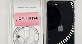 Mint
													Apple iPhone SE 3rd Gen 2022 - Unlocked, Midnight, 64 GB, A2595, photo 2 of 14