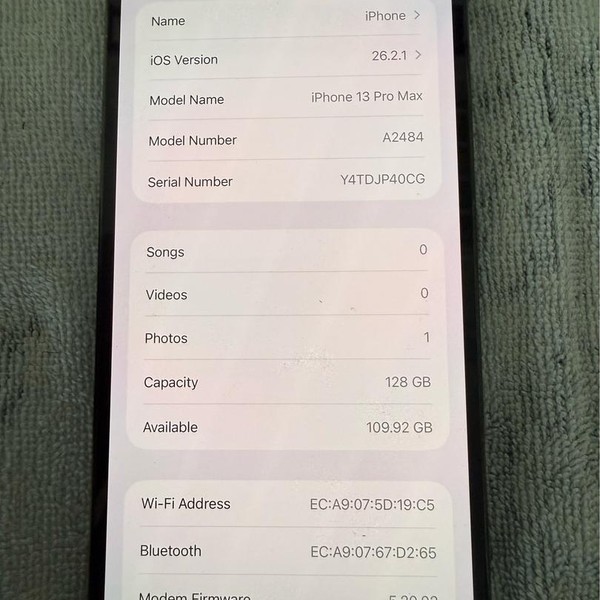 Apple iPhone 16e - Metro by T-Mobile, 128 GB, Black, A3212