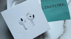 Used
													Apple AirPods 4th Gen - Standard, photo 3 of 7