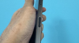 Mint
													Apple iPhone 17 - Cricket, Black, 256 GB, A3258, photo 4 of 6