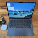 Fair MacBook Air 2022 (M2) - 13 inch - 256 GB, Midnight, 8 GB, Apple M2