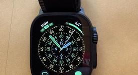 Mint
													Apple Watch Ultra 3 49mm - Unlocked, Black, A3281, photo 5 of 8