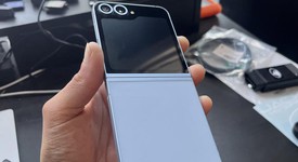 Mint
													Samsung Galaxy Z Flip6 - Unlocked, Blue, 256 GB, 12 GB, SM-F741U1, photo 2 of 9